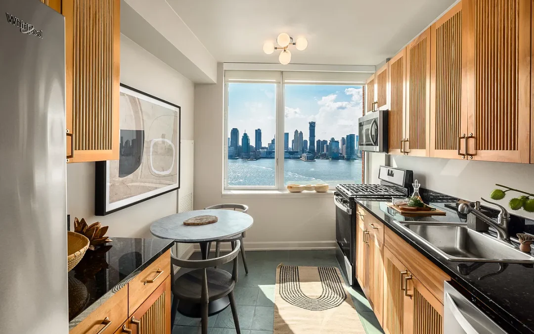 Tribeca Battery Park 3BR/3BA $2,795,000 Condo