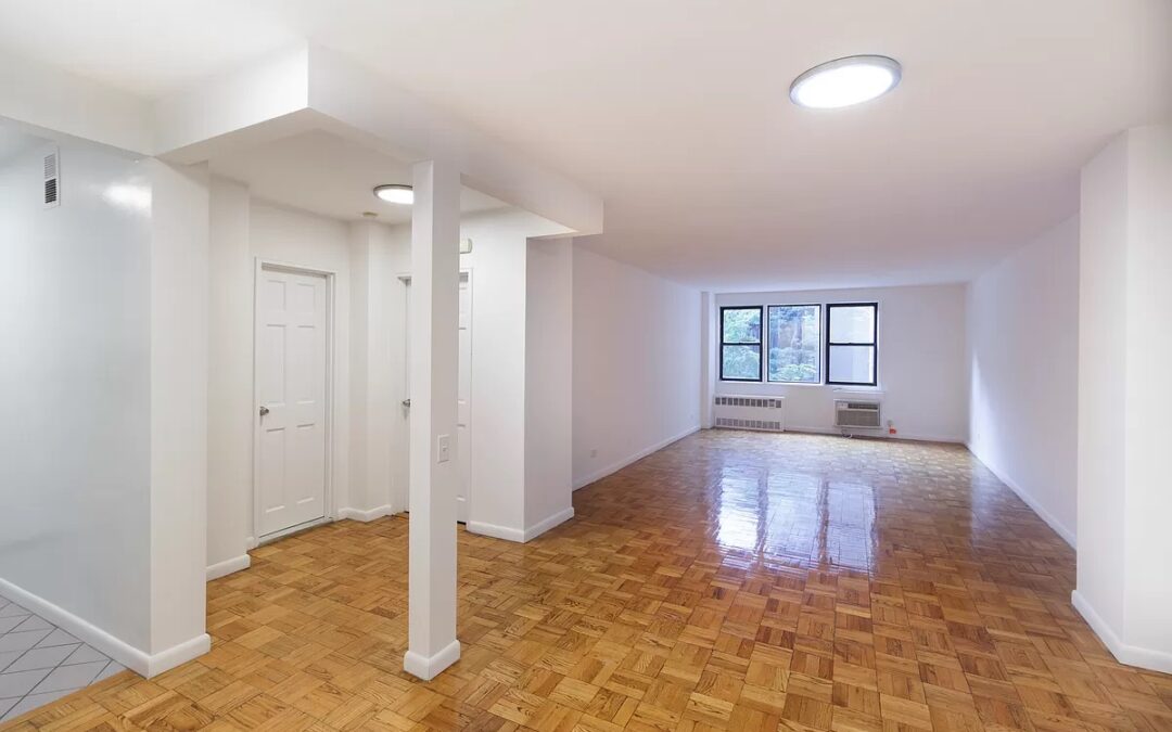 E 18 AT 3RD AVENUE 1 BR/1BT $5,000